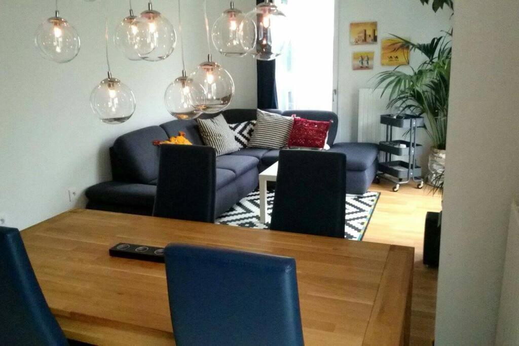 شقة Cozy & Quiet Getaway Just 300M From Paris With Free Private Parking جنتيلي المظهر الخارجي الصورة